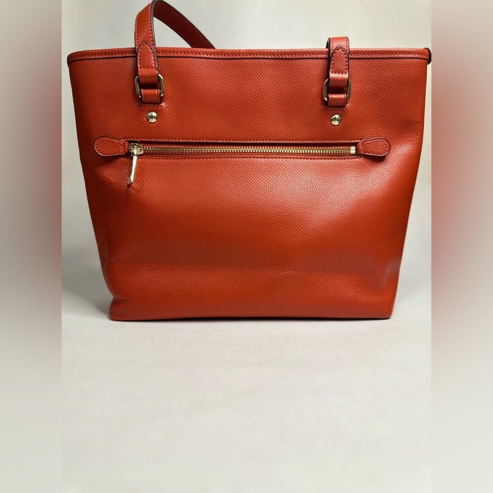 Coach Zip Top Tote Crossgrain Leather Pre-Loved - Picture 2 of 6